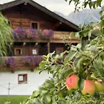 Langeck Apartman *